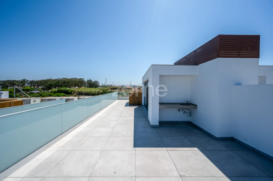 Apartamento T3 para Venda em Porto Covo Foto 31