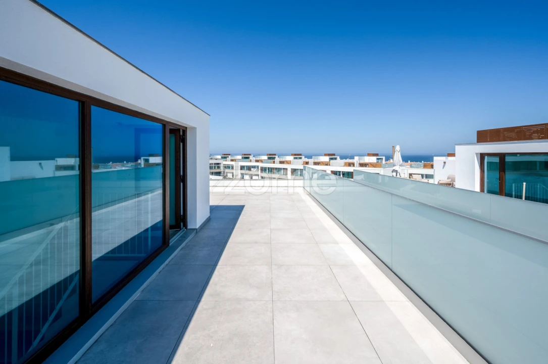 Apartamento T3 para Venda em Porto Covo Foto 34