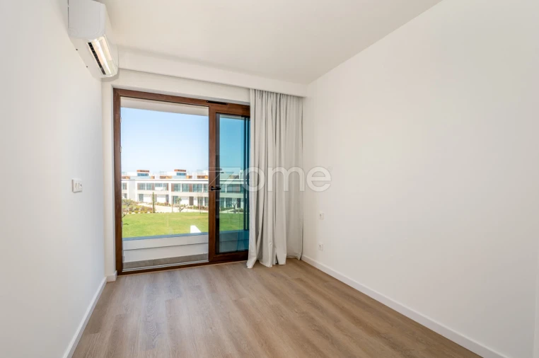 Apartamento T3 para Venda em Porto Covo Foto 19