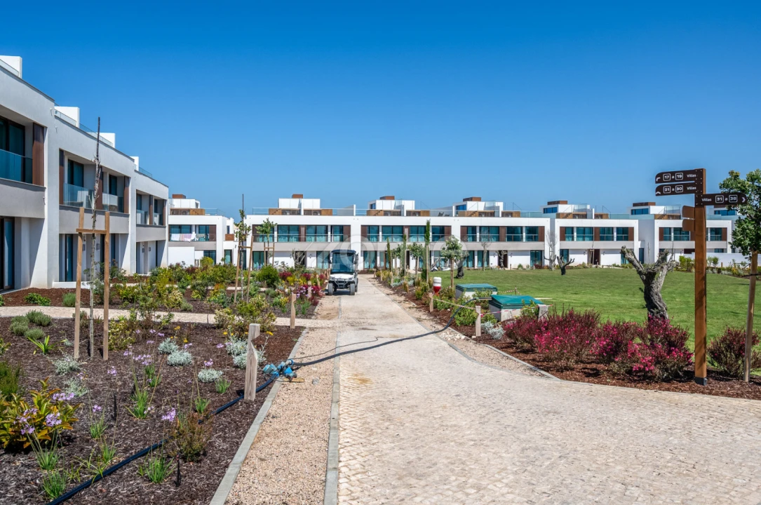 Apartamento T3 para Venda em Porto Covo Foto 8