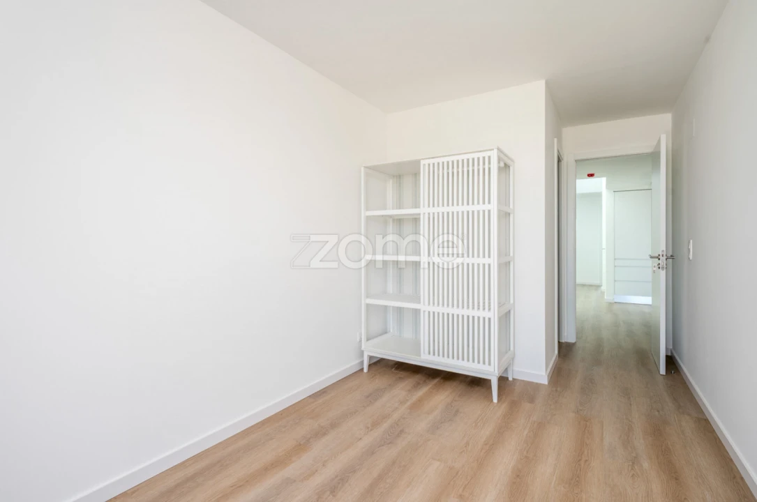 Apartamento T3 para Venda em Porto Covo Foto 20