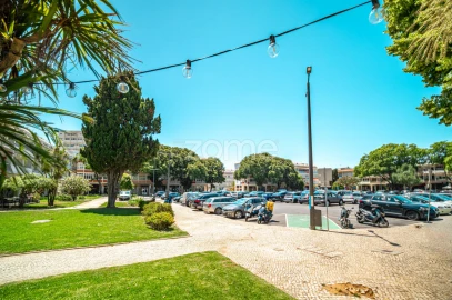 Negócio para Trespasse em Carcavelos e Parede
