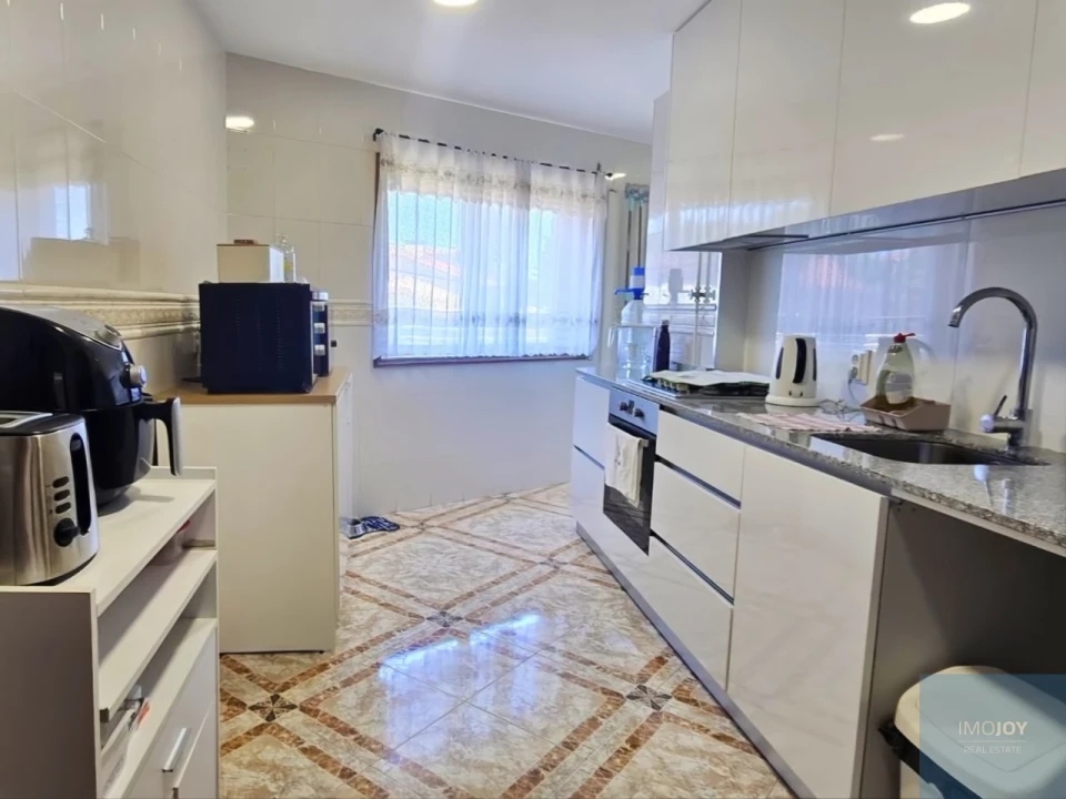 Apartamento T3 para Venda em Gandra Foto 4