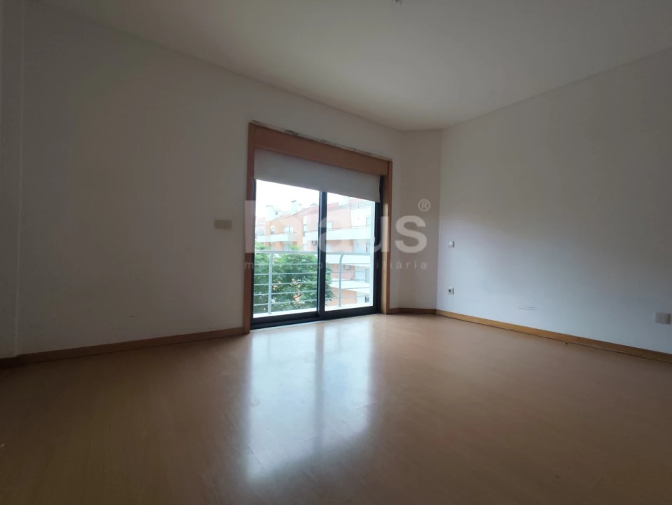Apartamento T3 para Venda em Pinhal Novo Foto 7