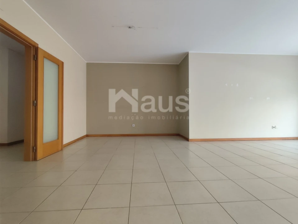 Apartamento T3 para Venda em Pinhal Novo Foto 3