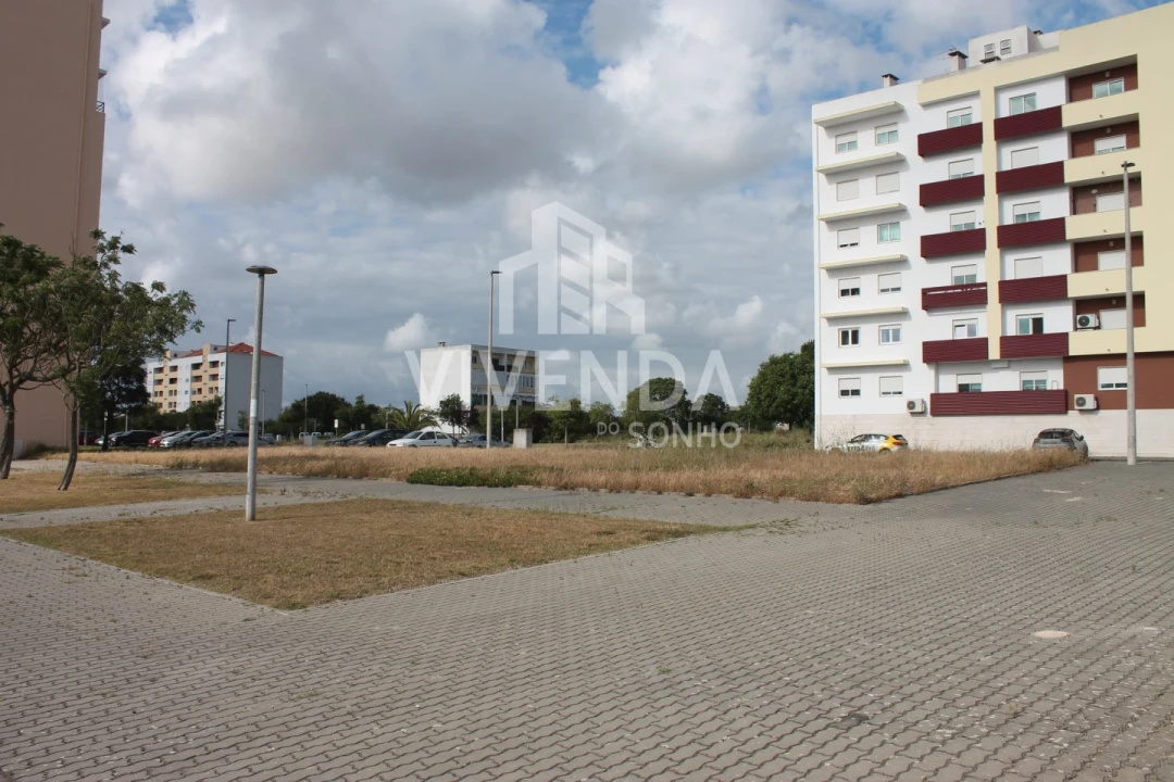 Terreno para Venda em Palhais e Coina Foto 11