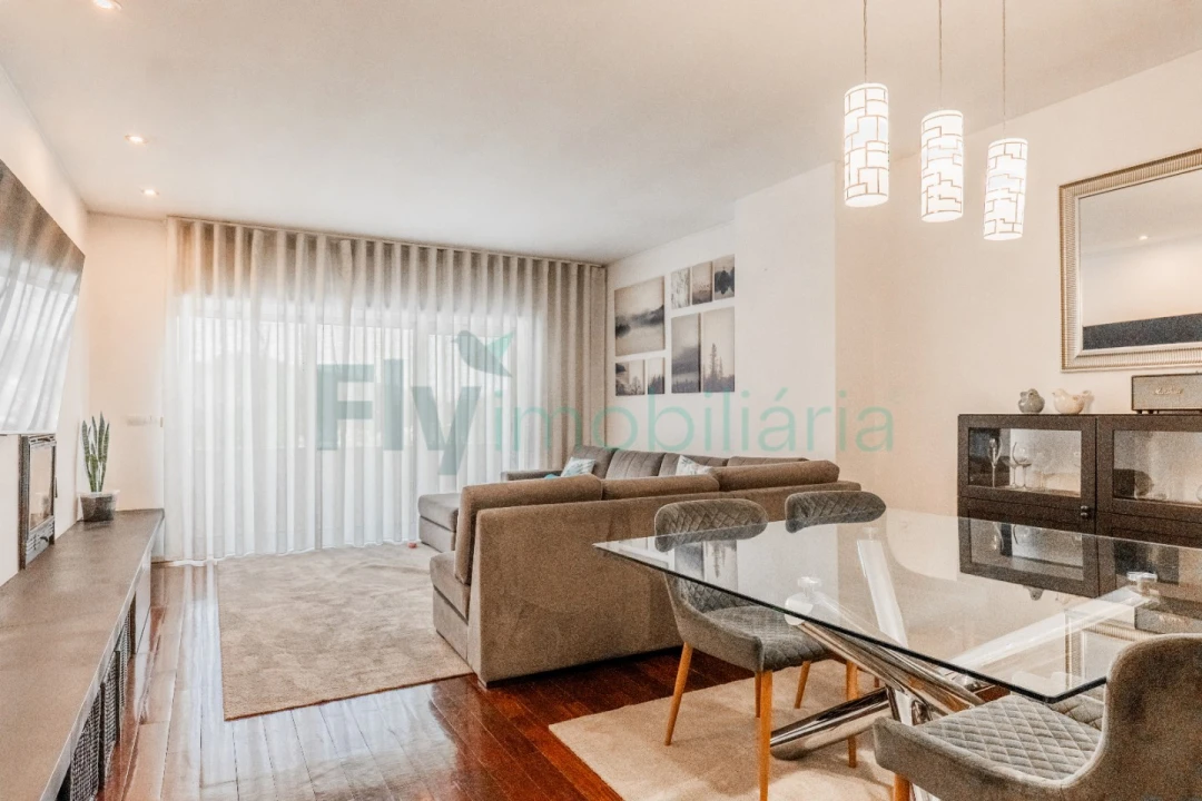 Apartamento T3 para Venda em Mesão Frio Foto 2