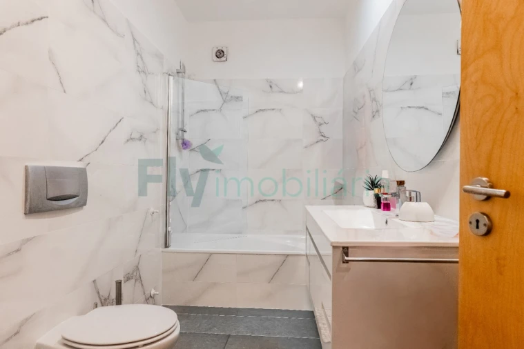 Apartamento T3 para Venda em Mesão Frio Foto 12