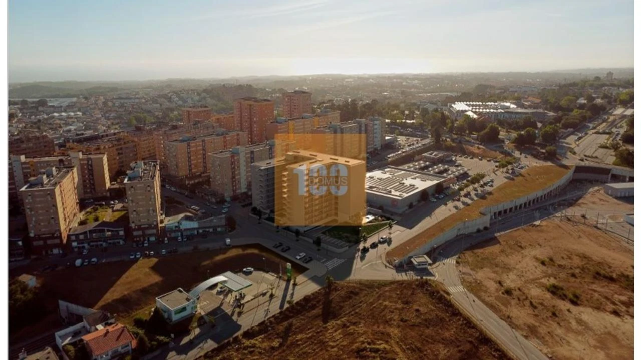 Apartamento para Venda em Vilar de Andorinho Foto 6