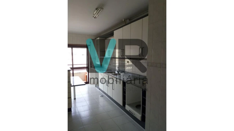 Apartamento T2 para Venda em São Vicente (Braga) Foto 2