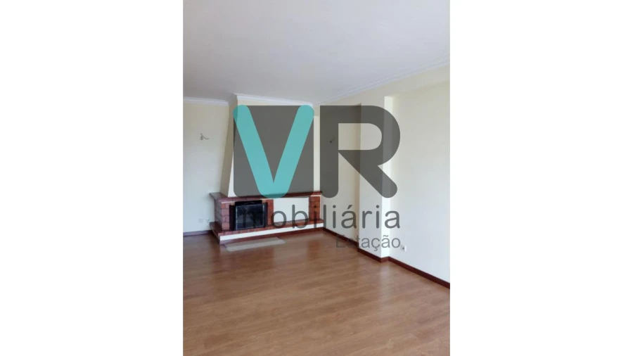 Apartamento T2 para Venda em São Vicente (Braga) Foto 4