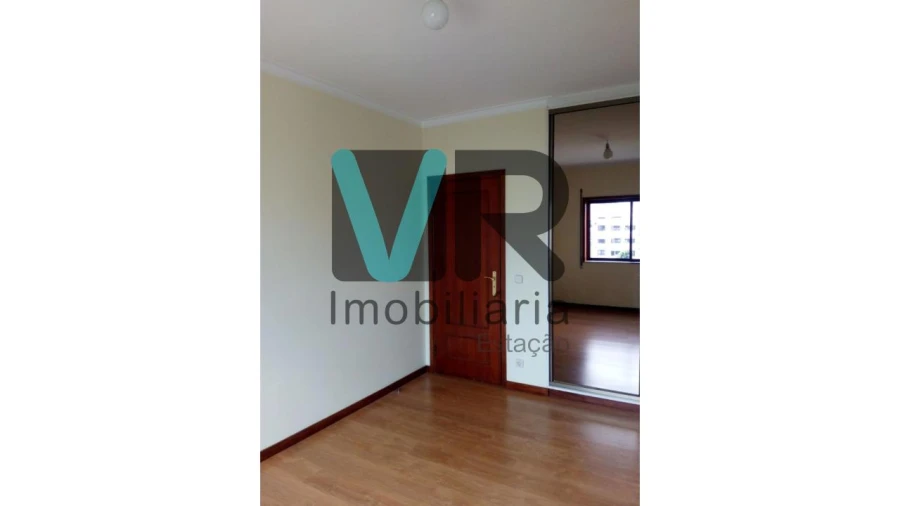 Apartamento T2 para Venda em São Vicente (Braga) Foto 16