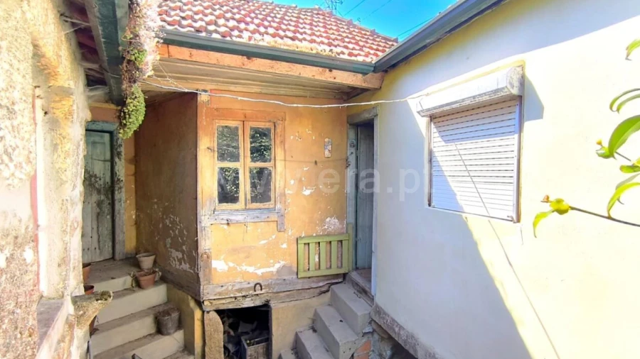 Moradia T0 para Venda em Oliveira do Douro