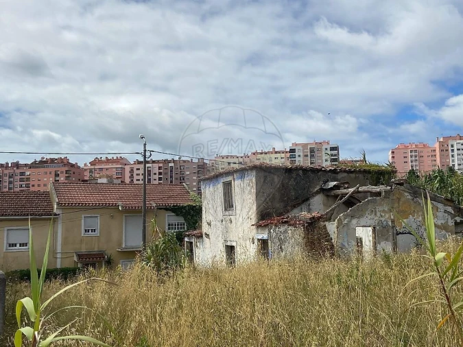 Terreno para Venda em Cacém e São Marcos Foto 16