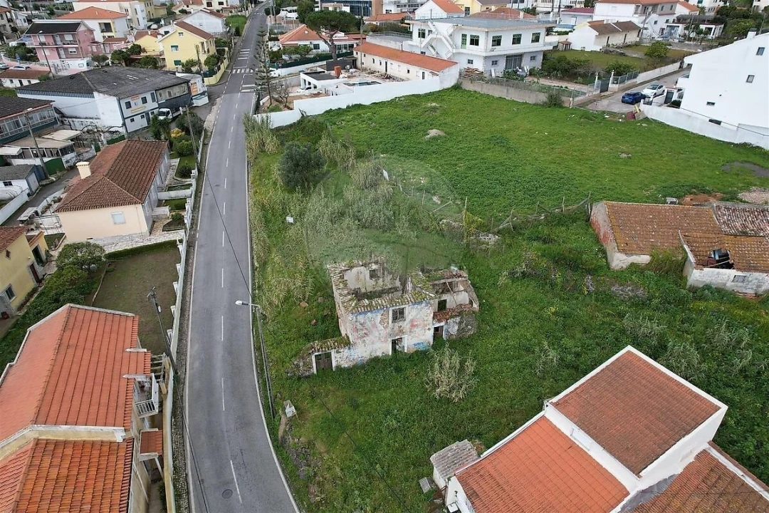 Terreno para Venda em Cacém e São Marcos Foto 1