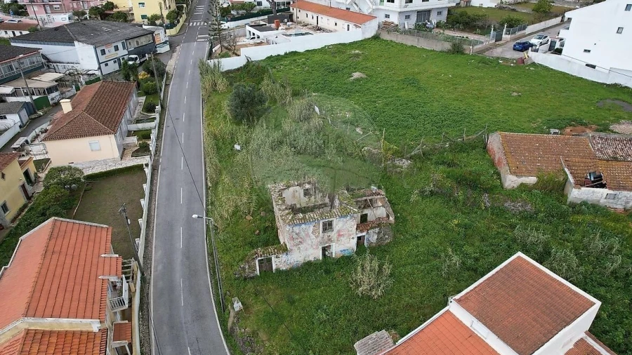 Terreno para Venda em Cacém e São Marcos
