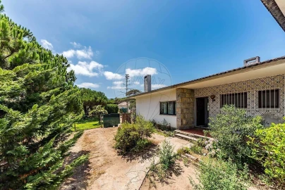 Moradia T5 para Venda em Colares