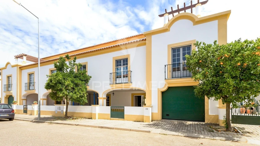 Moradia T4 para Venda em Fortios