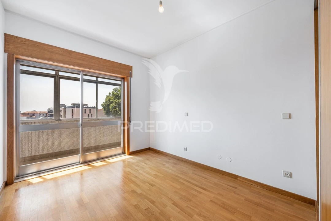 Apartamento T3 para Venda em Paranhos Foto 17