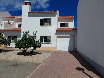 Moradia T5 para Venda em Alvalade