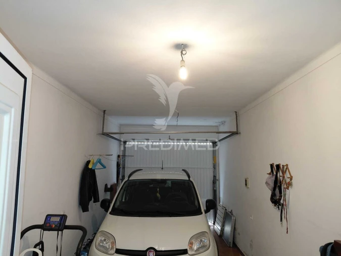 Moradia T5 para Venda em Alvalade Foto 32