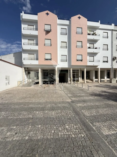 Apartamento T3 para Venda em Almeirim
