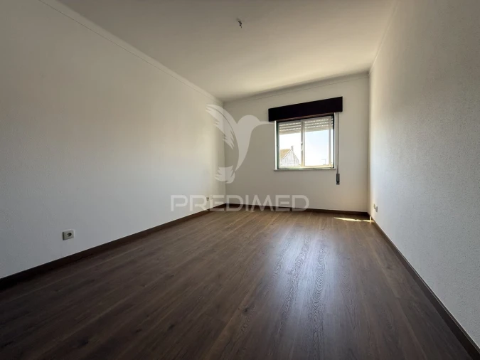 Apartamento T3 para Venda em Almeirim Foto 16