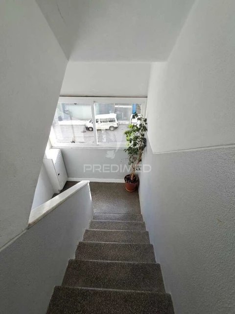 Apartamento T3 para Venda em Laranjeiro e Feijó