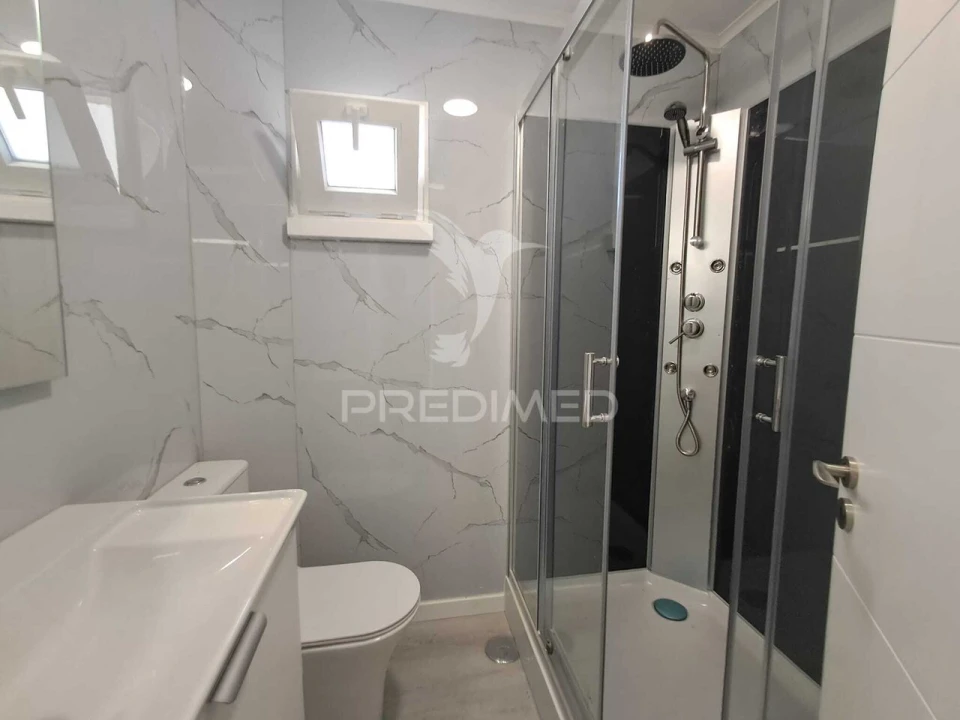 Apartamento T3 para Venda em Laranjeiro e Feijó Foto 19