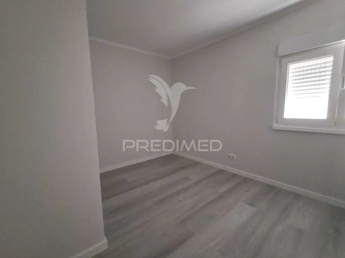 Apartamento T3 para Venda em Laranjeiro e Feijó Foto 11