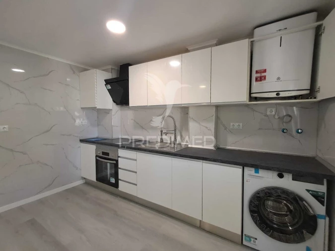 Apartamento T3 para Venda em Laranjeiro e Feijó Foto 6