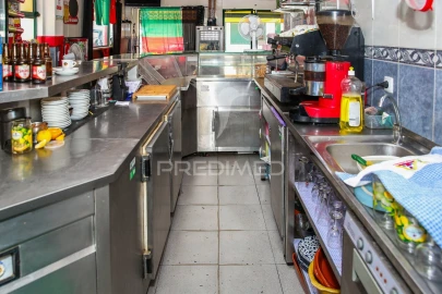 Loja para Venda em Póvoa de Santa Iria e Forte da Casa