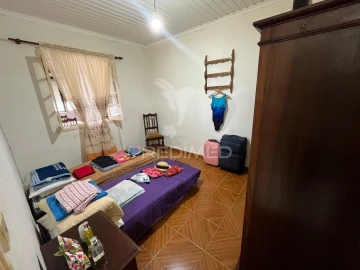 Moradia T2 para Venda em Praia da Vitoria (Santa Cruz)