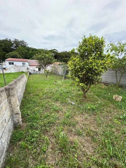 Moradia T2 para Venda em Praia da Vitoria (Santa Cruz)
