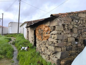 Moradia T0 para Venda em Vaqueiros
