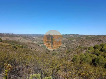 Terreno para Venda em Vaqueiros