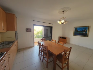 Moradia T5 para Venda em Ferreiras