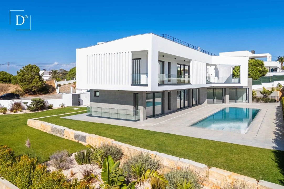 Moradia T4 para Venda em Albufeira e Olhos de Água Foto 40