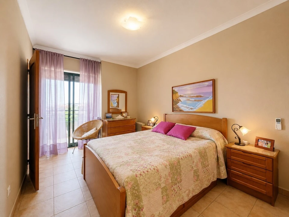 Apartamento T1 para Venda em Portimão Foto 12
