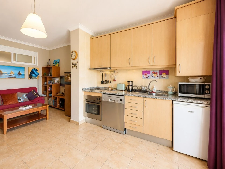 Apartamento T1 para Venda em Portimão Foto 10