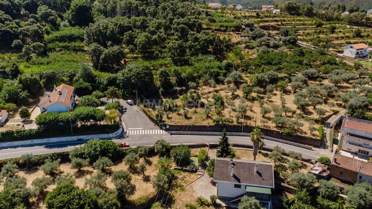 Terreno para Venda em Souto da Casa Foto 1