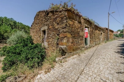 Terreno para Venda em Souto da Casa