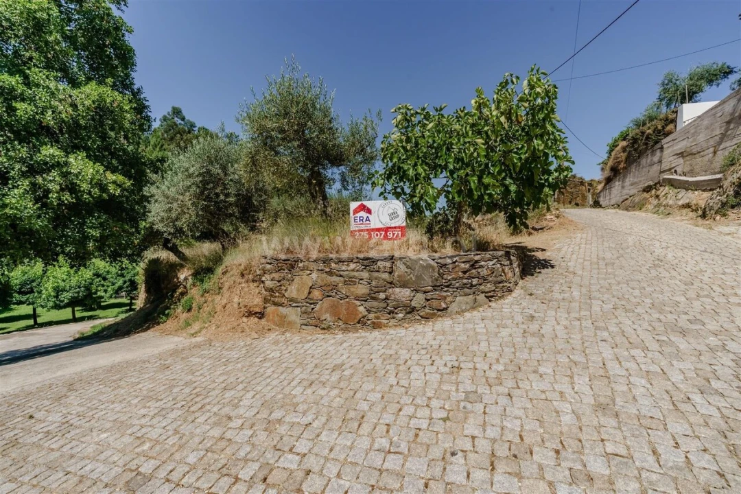 Terreno para Venda em Souto da Casa Foto 6