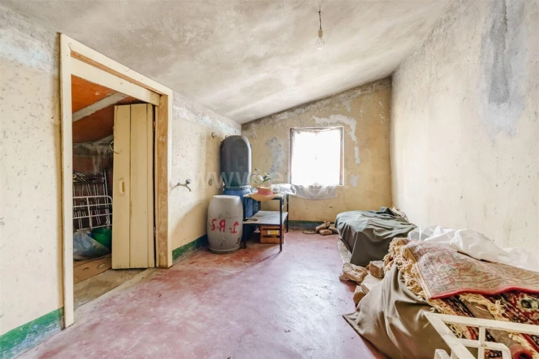 Prédio para Venda em Erada Foto 12