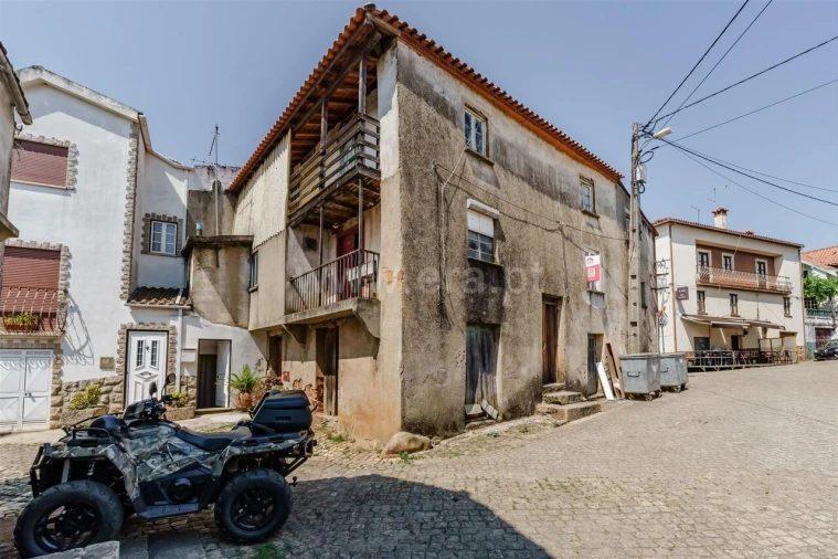 Prédio para Venda em Erada Foto 17
