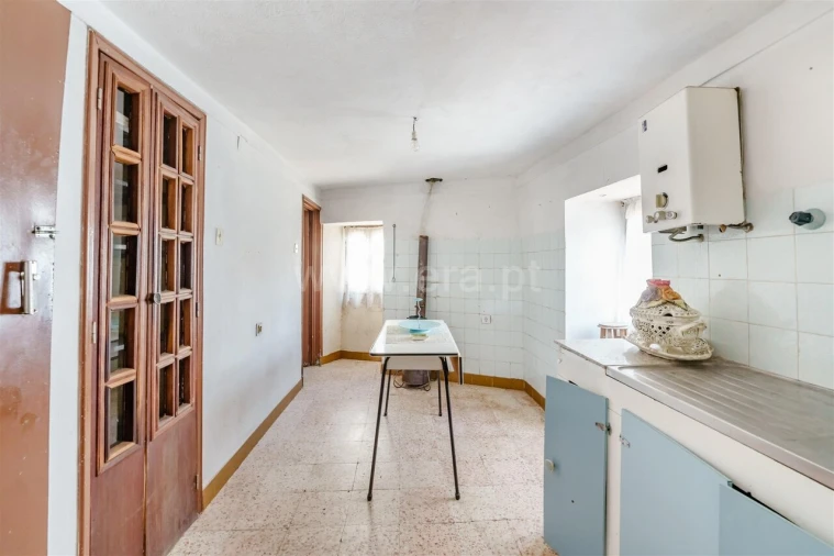 Prédio para Venda em Erada Foto 9