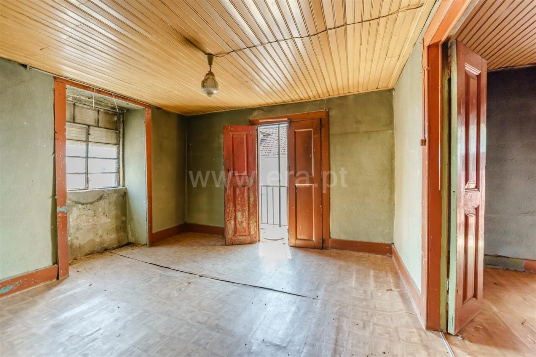 Prédio para Venda em Erada Foto 2