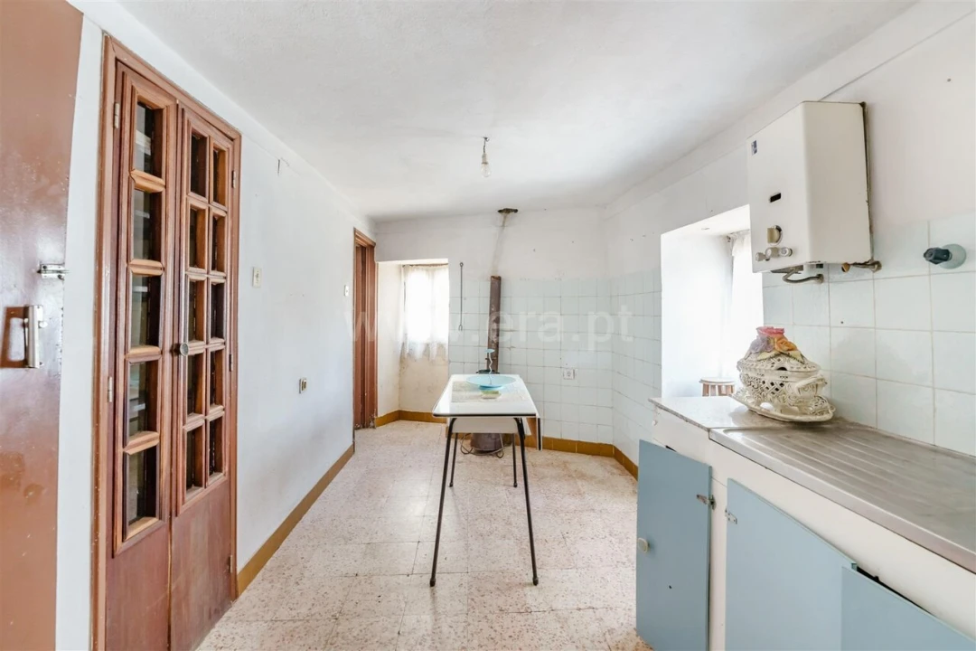 Prédio para Venda em Erada Foto 9