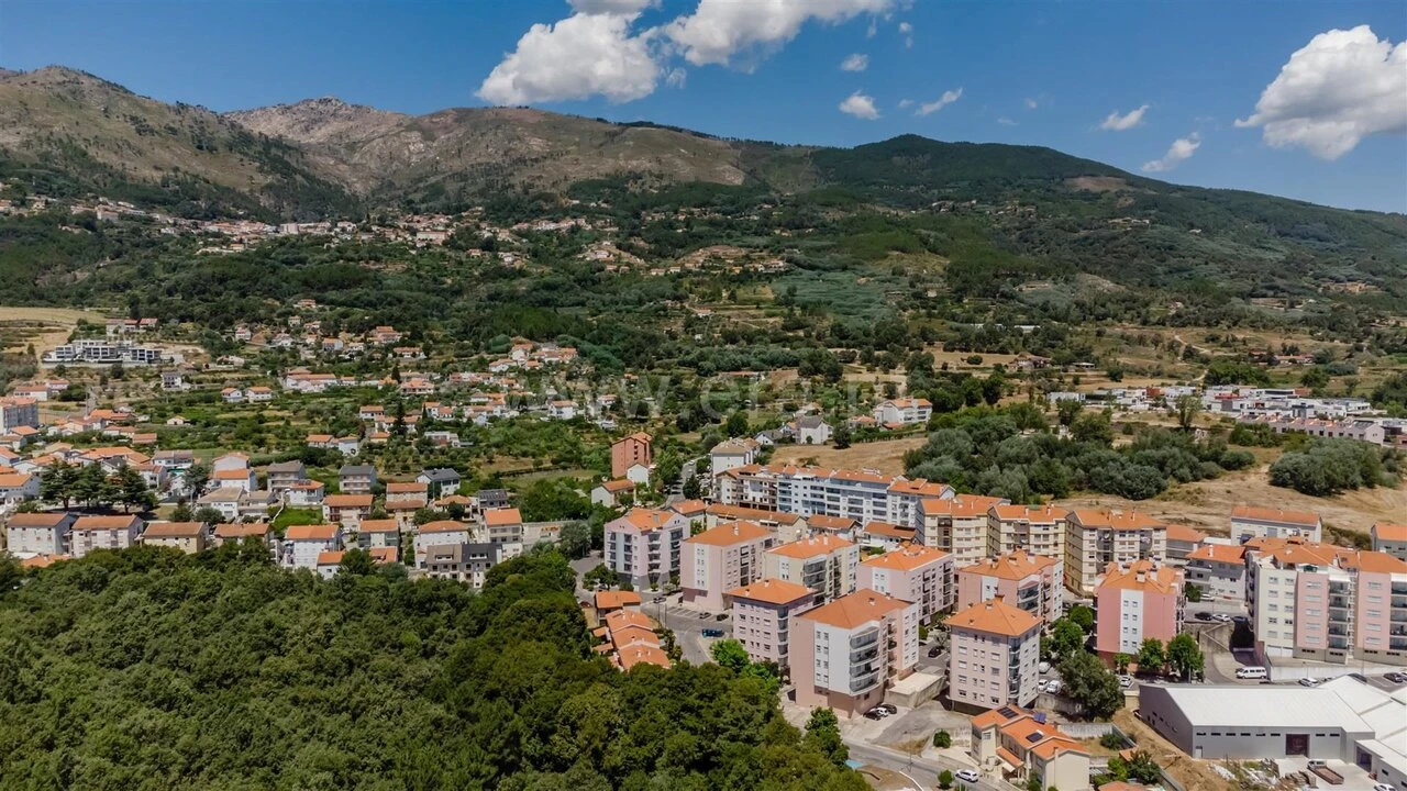 Apartamento T2 para Venda em Covilhã e Canhoso Foto 17