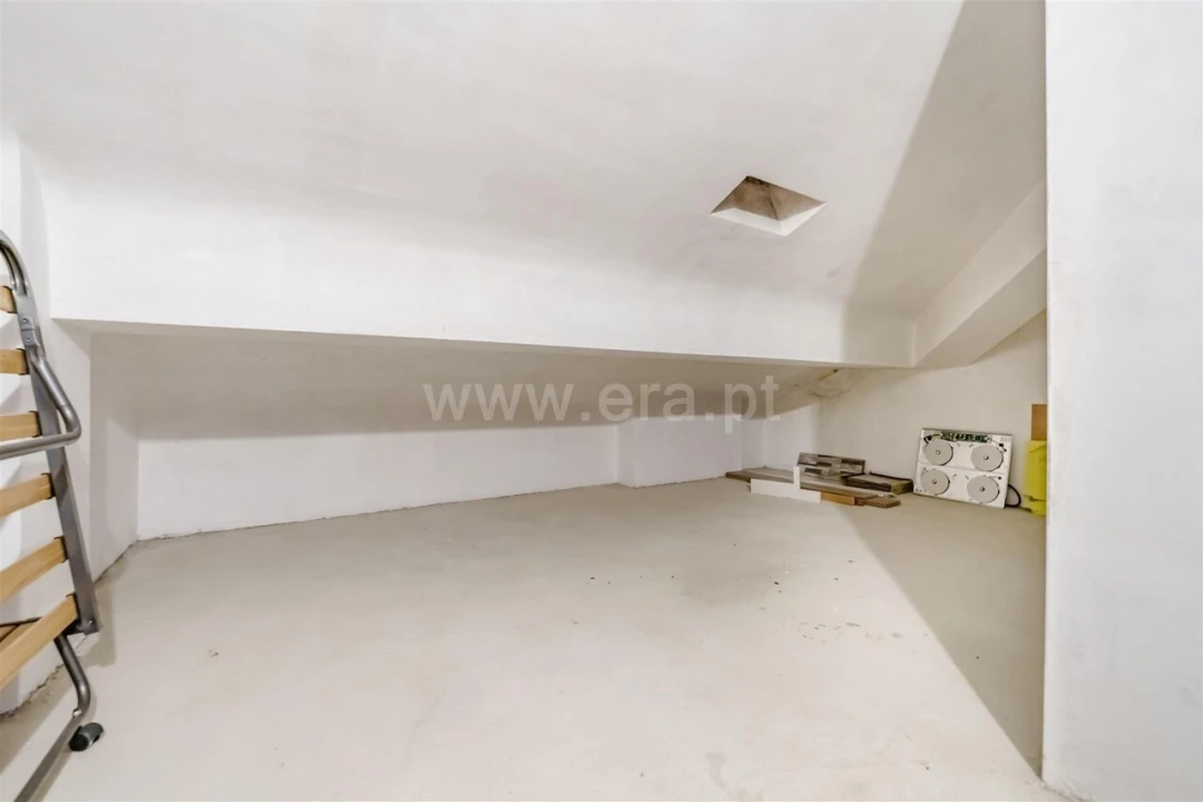 Apartamento T2 para Venda em Covilhã e Canhoso Foto 14